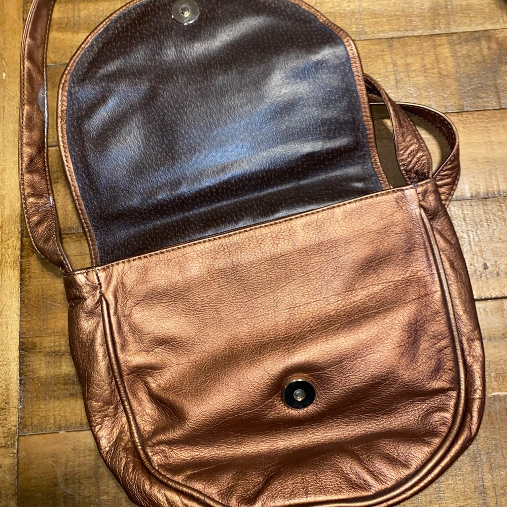 Vintage Italian Copper Leather Purse - Picture 4 of 13